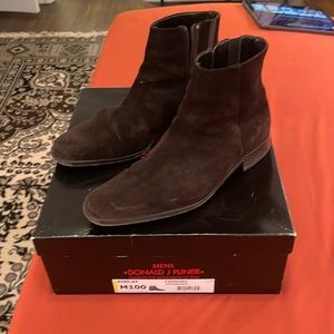 Pliner RING-83 in brown suede